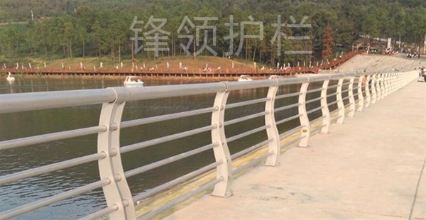 安裝河道護(hù)欄，需要測量辦法，要減少誤差